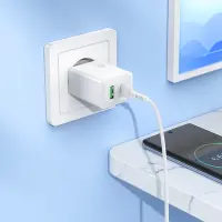 Travel Charger Hoco N69 Nuevo Dual Port PD20W 1xUSB-C and 1xUSB-A 5V QC3.0A White